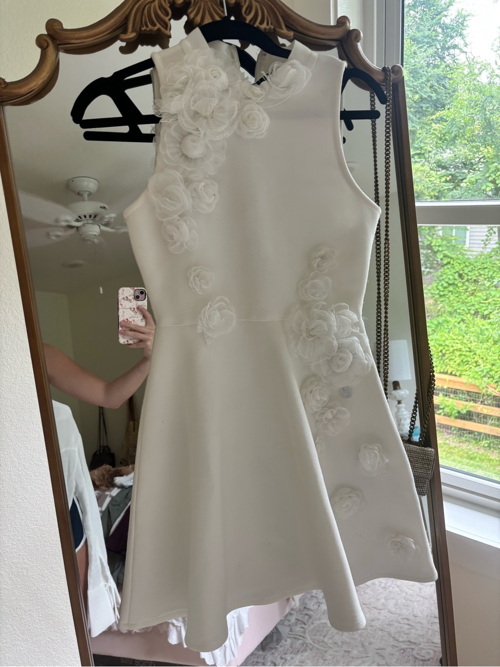 Elliatt White Floral Appliqué Sleeveless Mini Dress